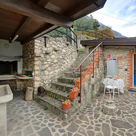 Gargnano Apartments