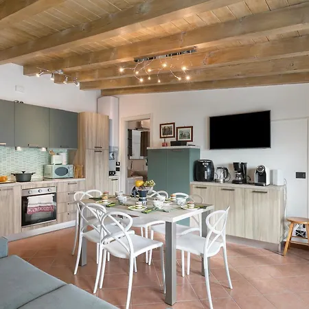 - Happy Apartment