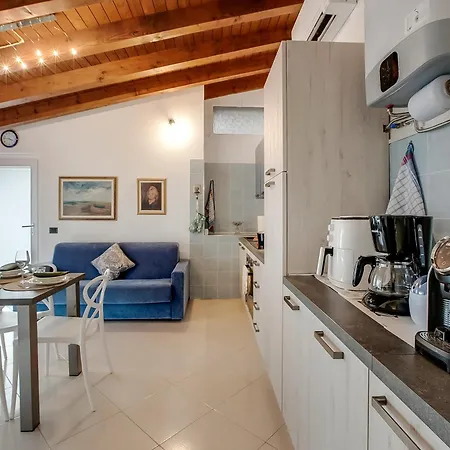 - Happy Apartment *