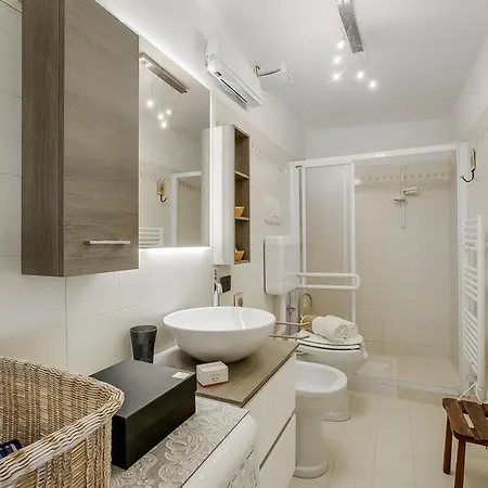 - Happy Apartment *